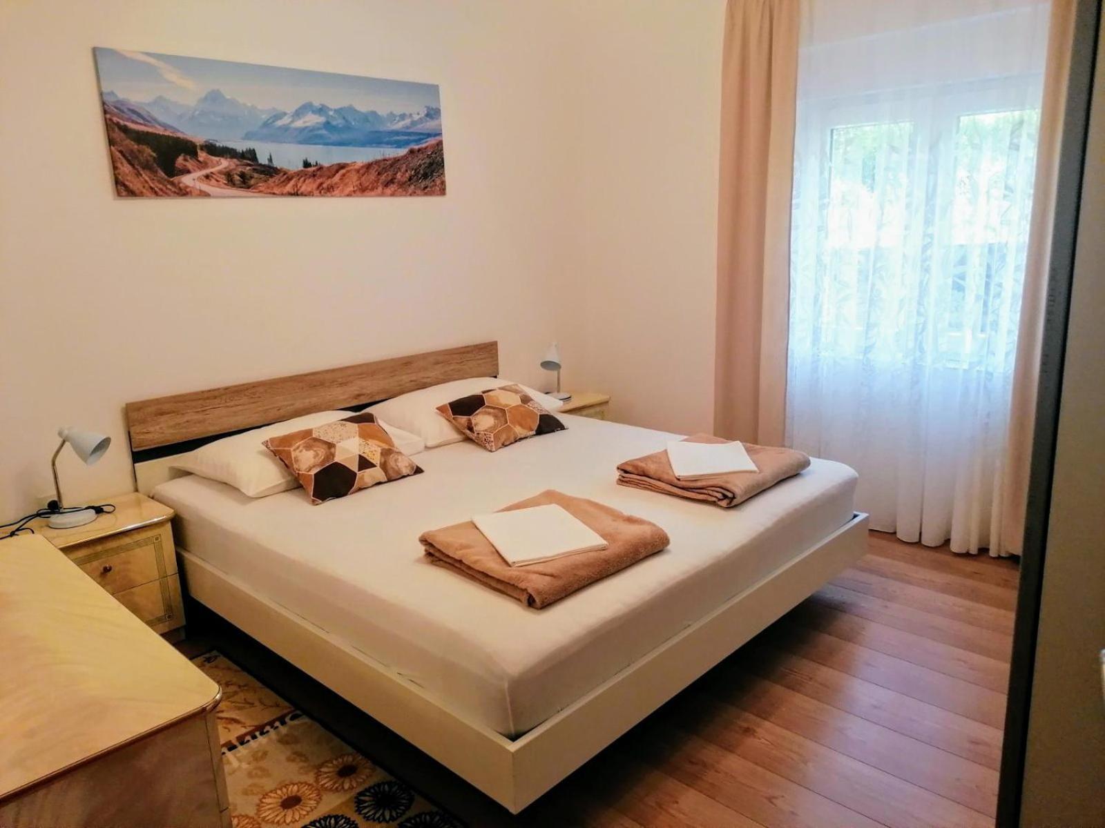 Apartman Tralje Сень Екстер'єр фото