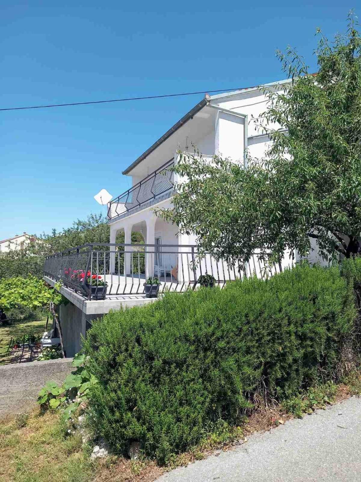Apartman Tralje Сень Номер фото