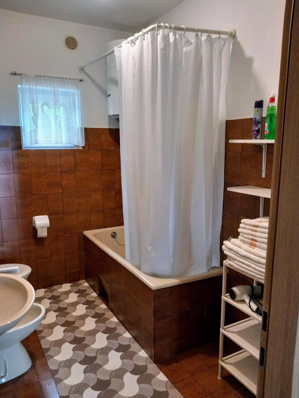 Apartman Tralje Сень Екстер'єр фото